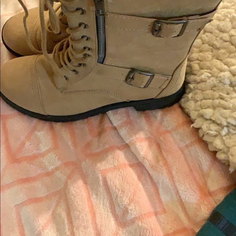 Boots - Picture 2 of 2